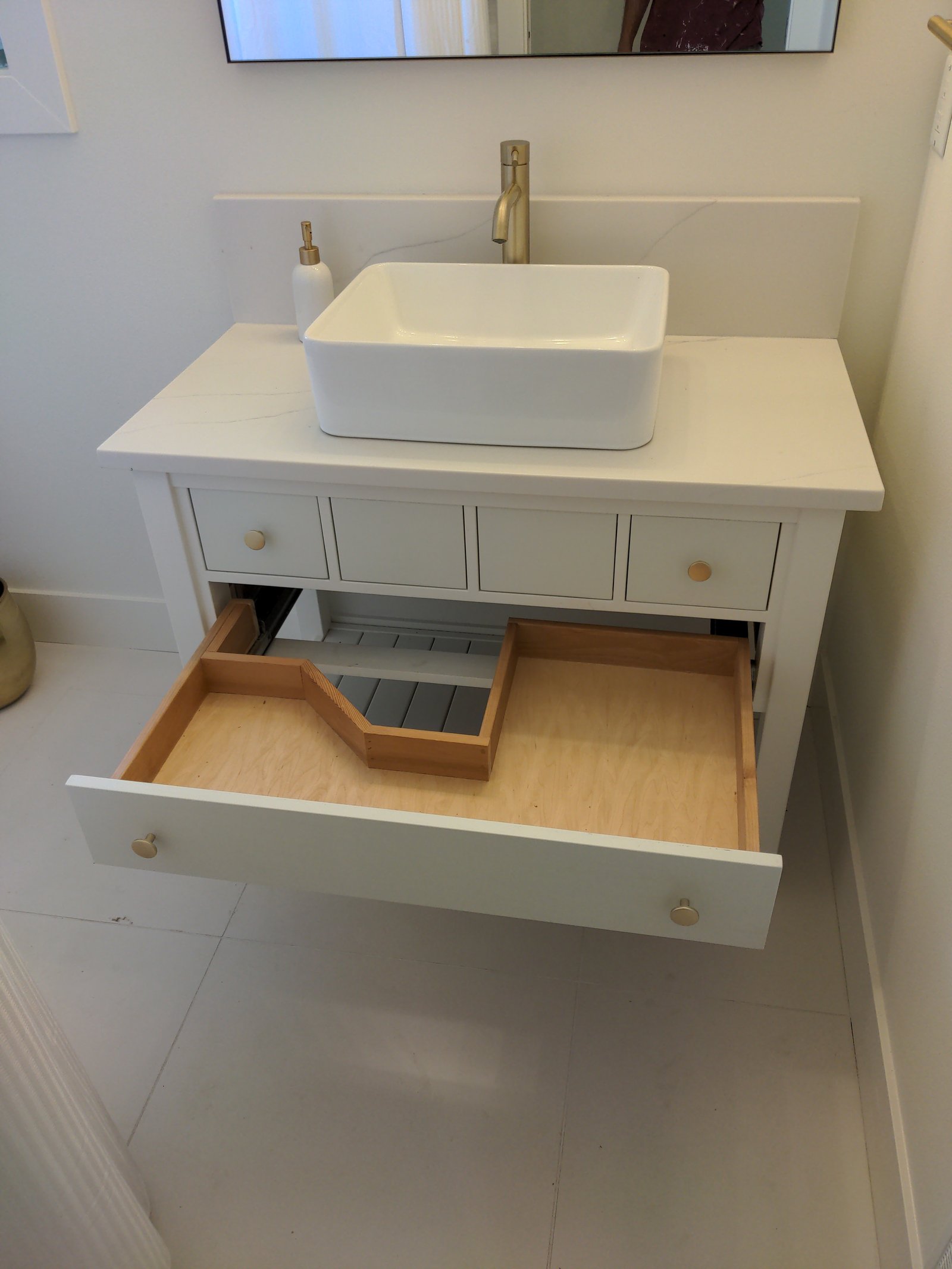 Custom two tone kitchen installation