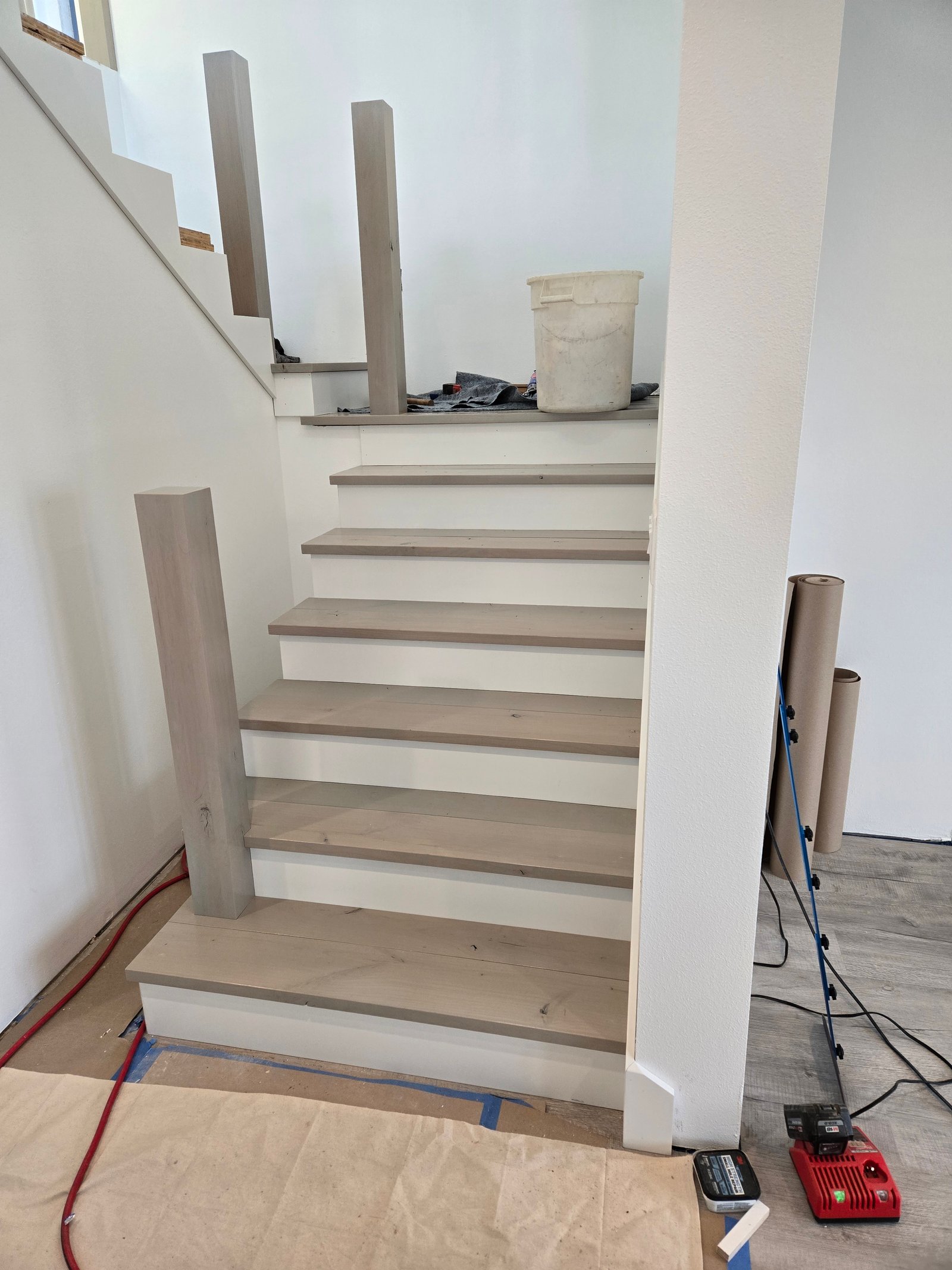Built-in bench at staircase landing
