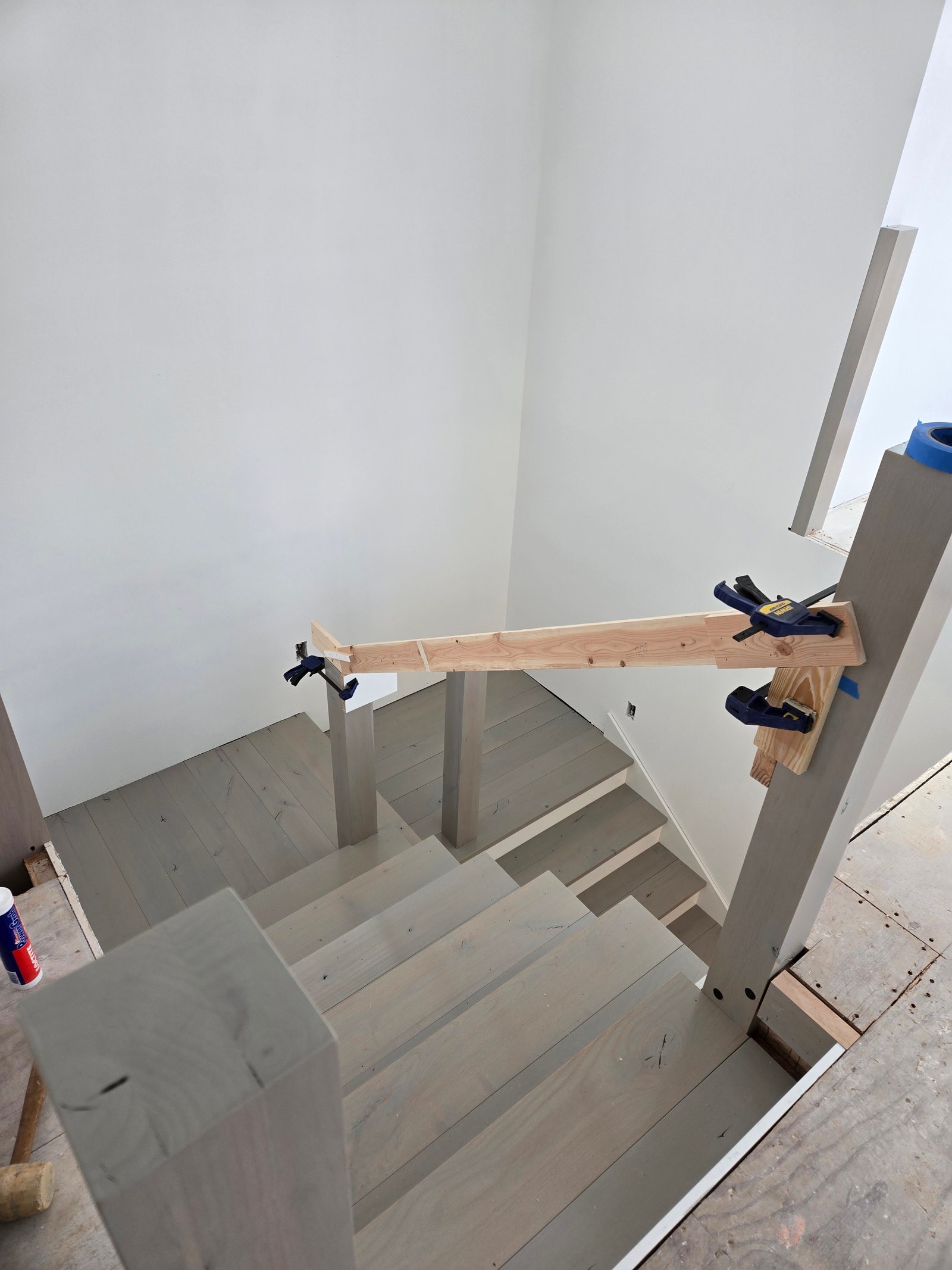 Alder staircase full view with bench